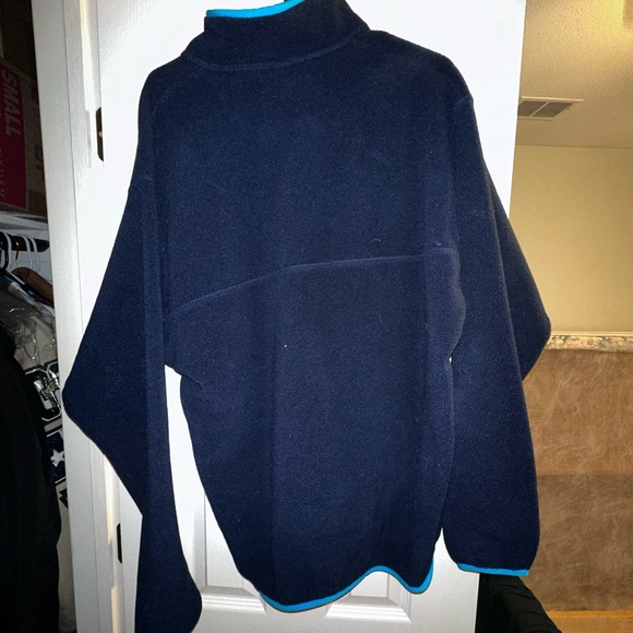 Patagonia Sweatshirt - Picture 3 of 3